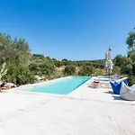 Mediterranean With Private Pool And Garden فيلة