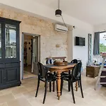 Mediterranean With Private Pool And Garden *