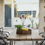 Вилла Mediterranean With Private Pool And Garden *