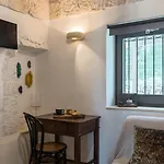 Mediterranean With Private Pool And Garden Вилла Остуни